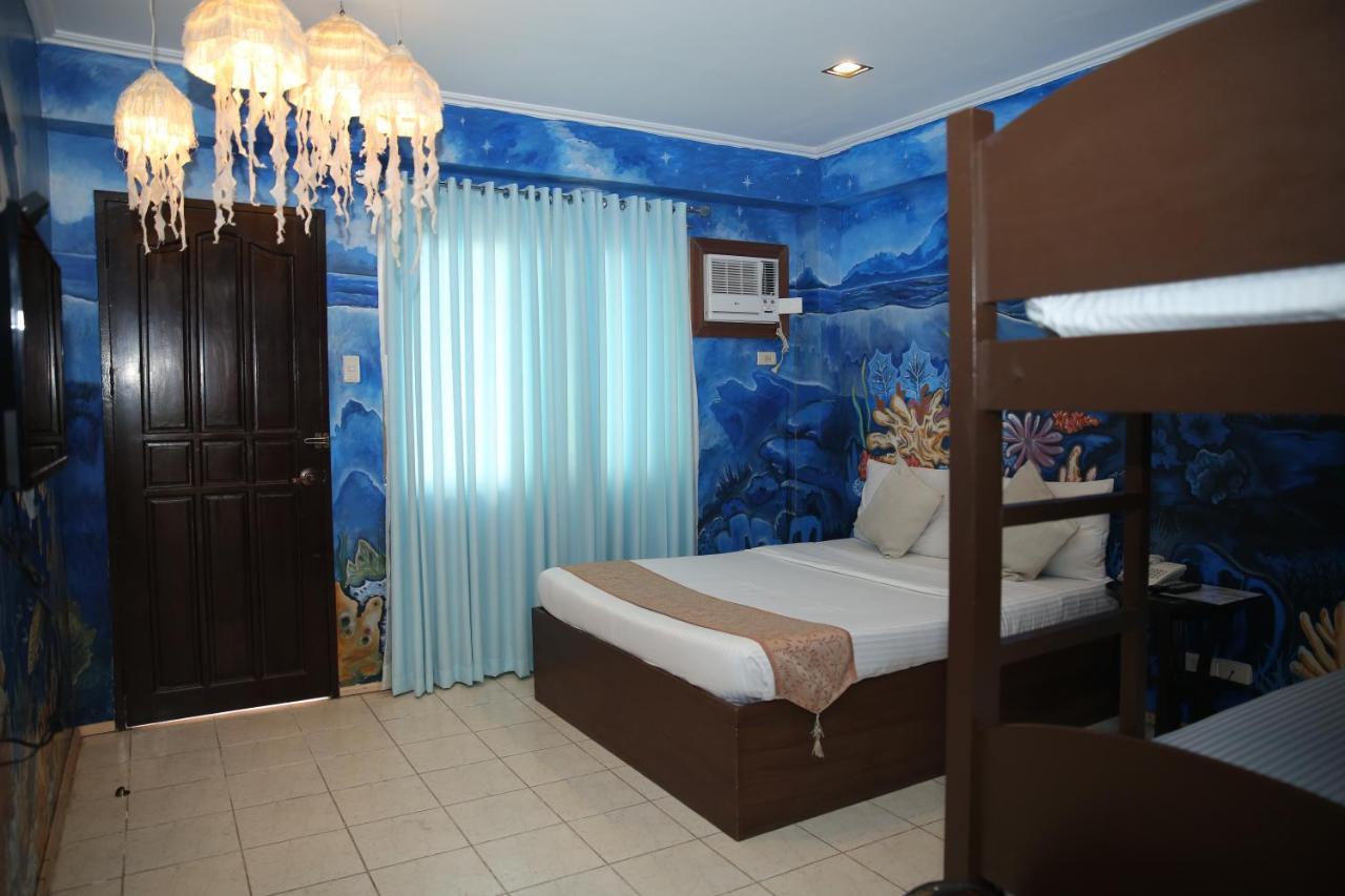 Eon Centennial Resort Hotel & Waterpark Iloilo City Exterior photo